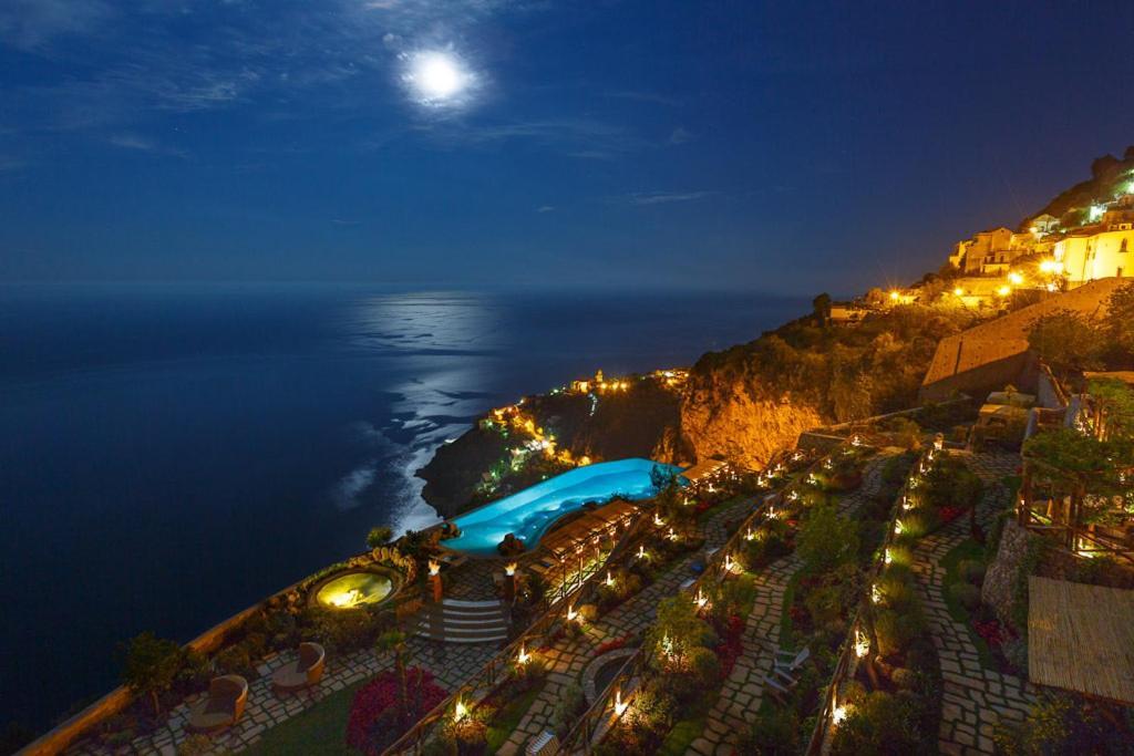 Monastero Santa Rosa Hotel & Spa Conca dei Marini Exterior foto